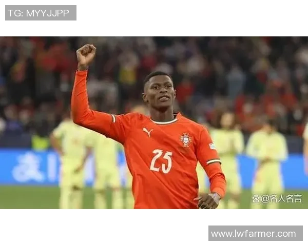 足球界十大精英球星盘点 力压群雄的传奇球员谁能登顶荣耀榜单